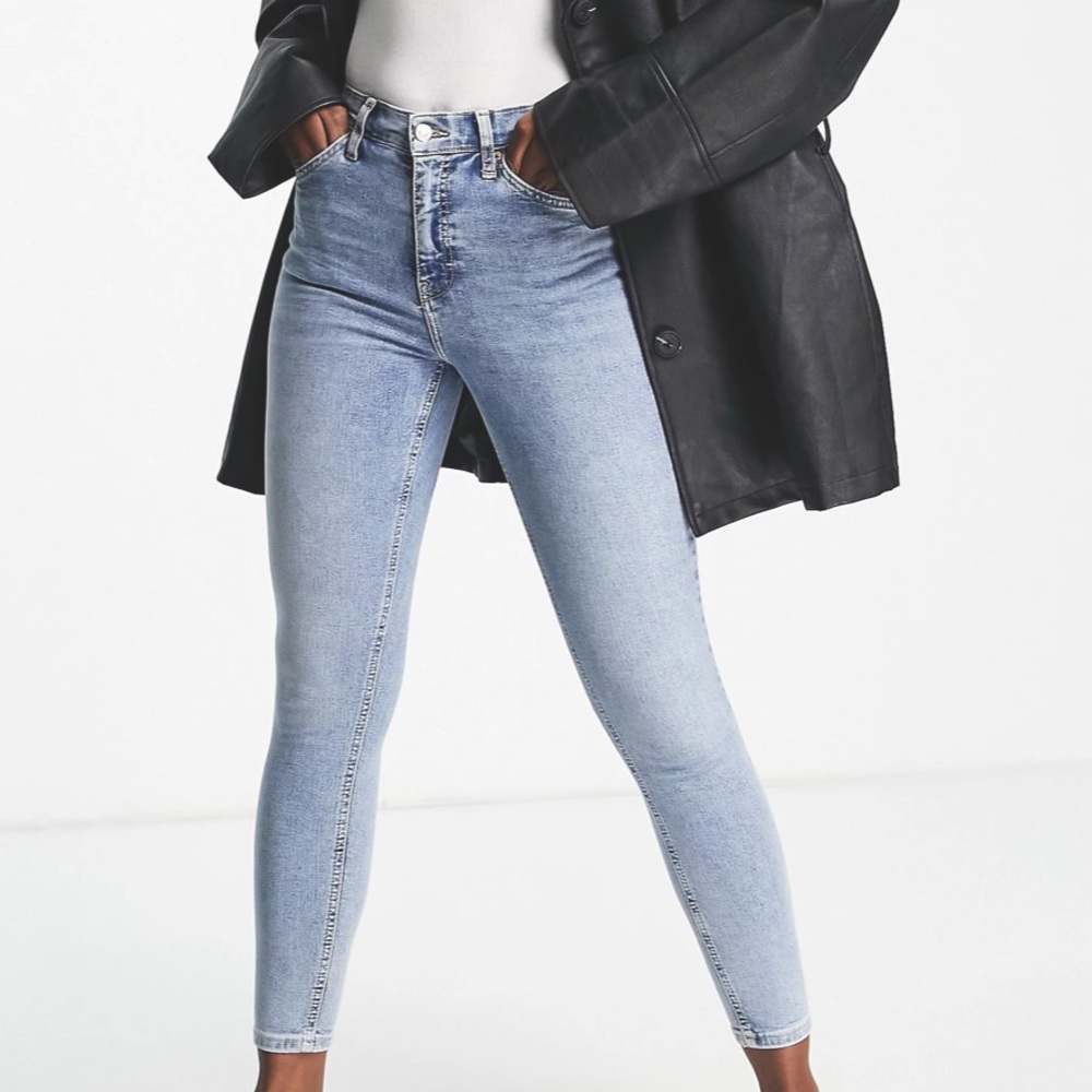 Topshop recycled cotton blend bleach skinny jeans (size 30)